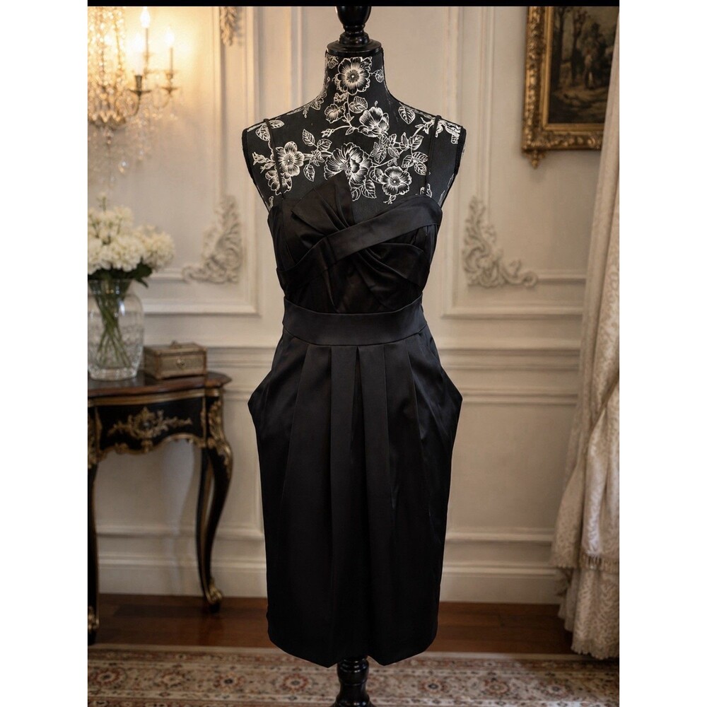 Intrigue Black Satin Bow Cocktail Dress Size 8 Sheath Made in Philippines